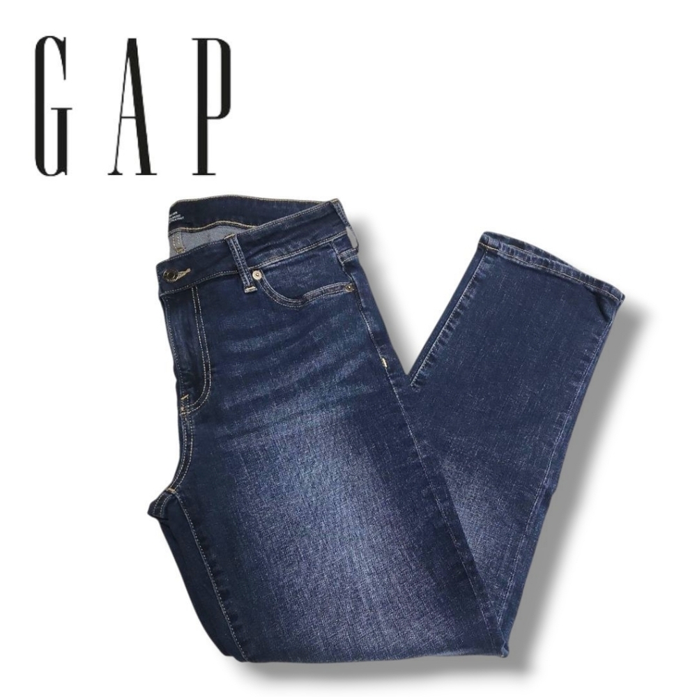GAP Classic Straight Blue Jeans